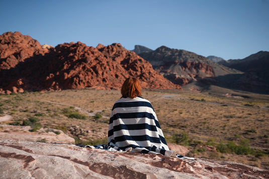 Yukari AWARE™ XL deluxe beach towel 100x180cm - Custom Wood Designs