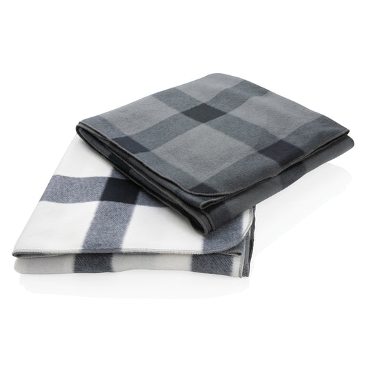 Soft plaid fleece blanket - Custom Wood Designs
