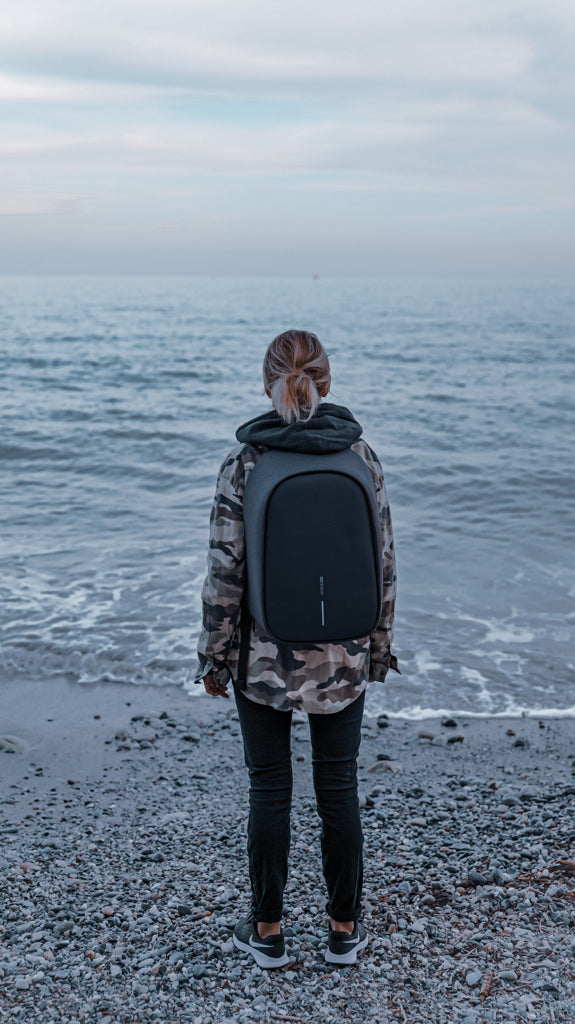 Load image into Gallery viewer, Bobby Hero Regular, Anti-theft backpack - Custom Wood Designs
