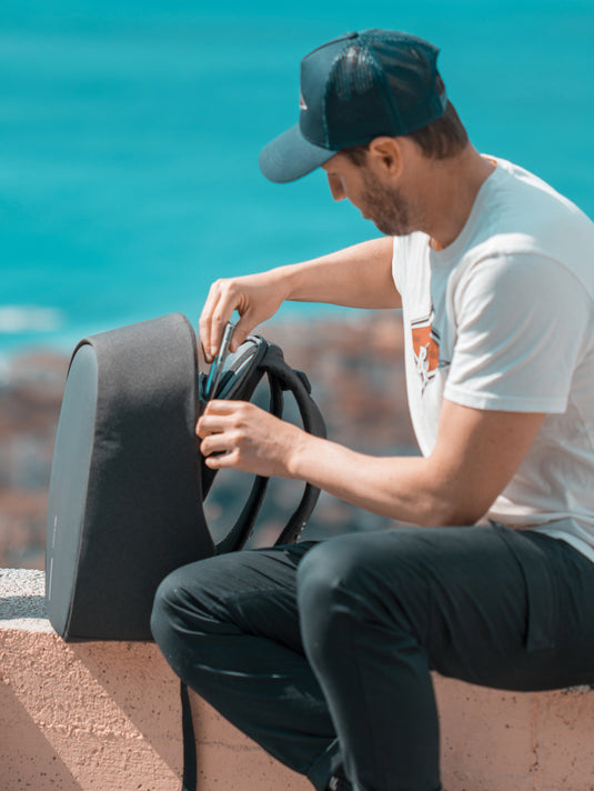 Bobby Hero Small, Anti-theft backpack - Custom Wood Designs