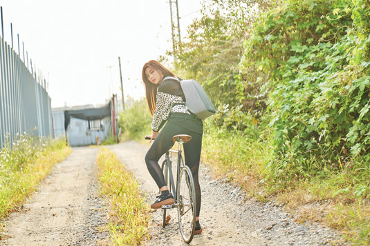 Bobby Hero Small, Anti-theft backpack - Custom Wood Designs