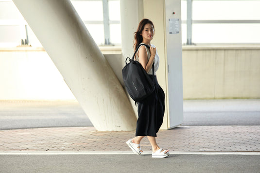 Bobby Soft, anti-theft backpack - Custom Wood Designs