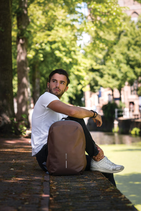 Bobby Soft, anti-theft backpack - Custom Wood Designs