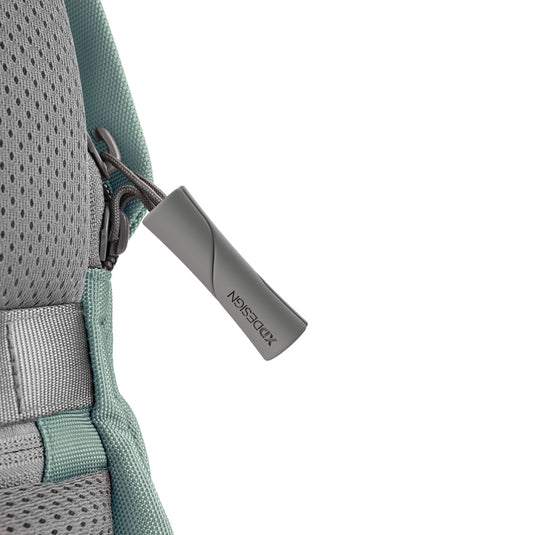 Bobby Soft, anti-theft backpack - Custom Wood Designs