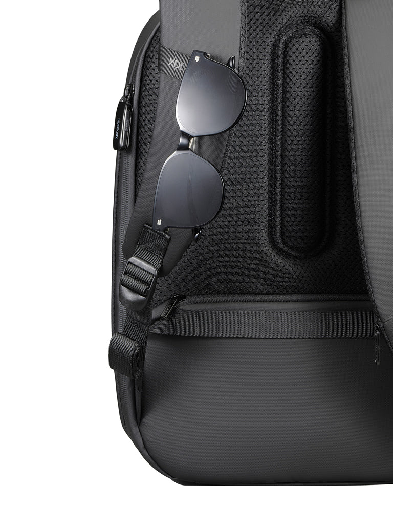 Load image into Gallery viewer, Bobby Edge - Custom Wood Designs
