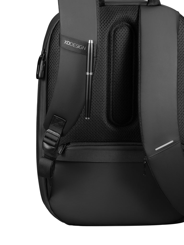 Load image into Gallery viewer, Bobby Edge - Custom Wood Designs
