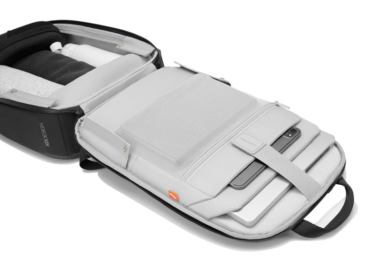 Load image into Gallery viewer, Bobby Edge - Custom Wood Designs
