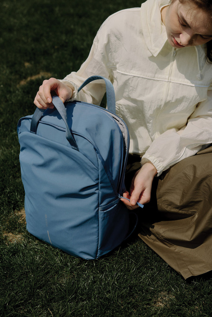 Load image into Gallery viewer, XD Design Soft Tote Backpack - Custom Wood Designs
