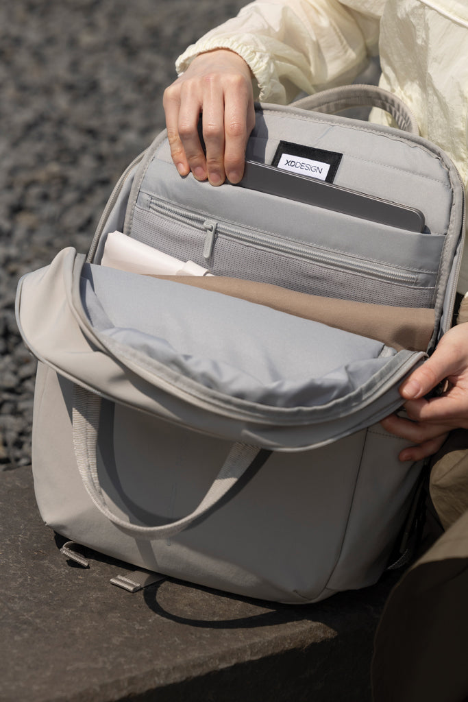 Load image into Gallery viewer, XD Design Soft Tote Backpack - Custom Wood Designs
