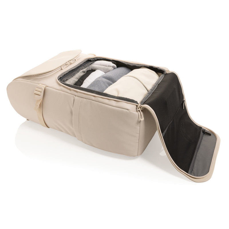 Load image into Gallery viewer, RPET deluxe weekend pack - Custom Wood Designs
