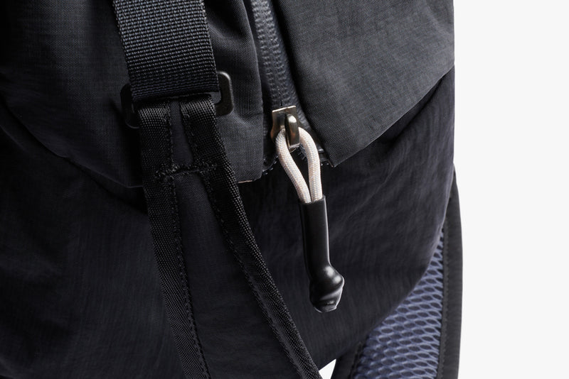 Load image into Gallery viewer, Lite Duffel - Custom Wood Designs
