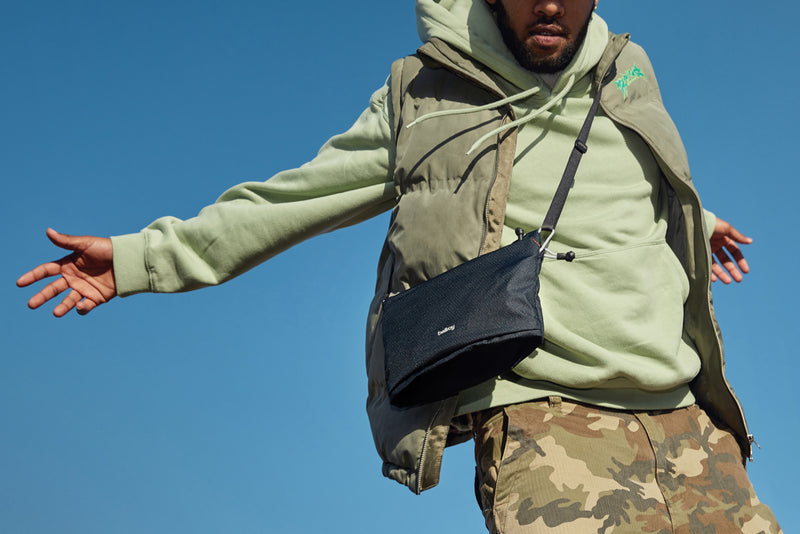 Load image into Gallery viewer, Bellroy Lite Sacoche - Custom Wood Designs
