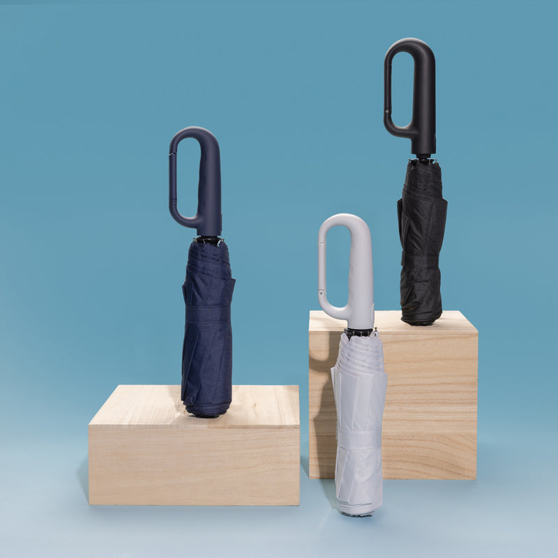 Load image into Gallery viewer, Yara 21&quot; AWARE™ RPET solid colour umbrella with carabiner - Custom Wood Designs
