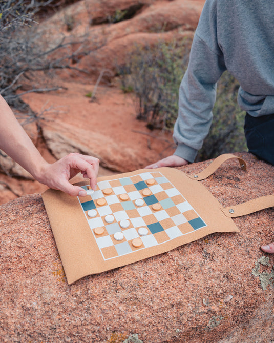 Britton cork foldable backgammon and checkers game set - Custom Wood Designs