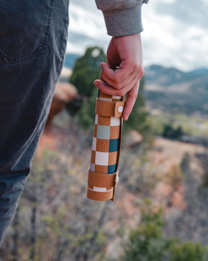 Load image into Gallery viewer, Britton cork foldable backgammon and checkers game set - Custom Wood Designs
