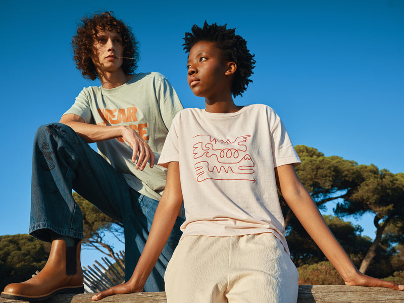 Load image into Gallery viewer, Yal women lightweight recycled cotton t-shirt - Custom Wood Designs
