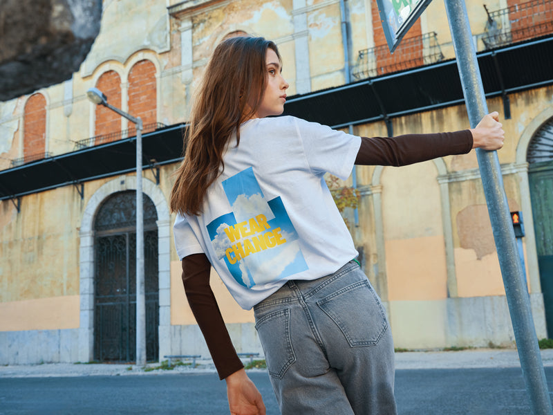 Load image into Gallery viewer, Kakad relaxed recycled cotton t-shirt - Custom Wood Designs
