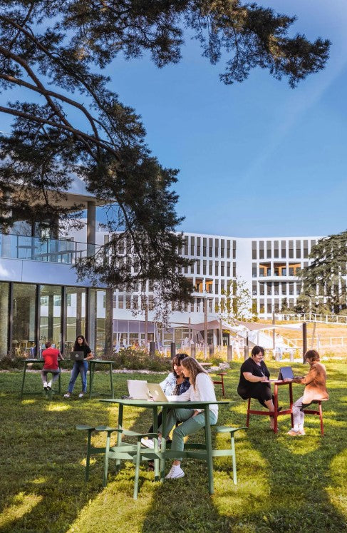 Load image into Gallery viewer, BOLDER 2-Seater Modular Round Outdoor Table with Integrated Seating - Custom Wood Designs BOLDER 2-Seater Modular Round Outdoor Table with Integrated Seating made from [material] –  [use_case] | Custom Wood Designs
