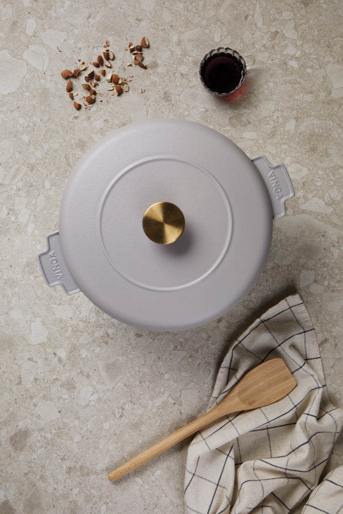 Load image into Gallery viewer, Monte heritage cocotte 5.5 L - Custom Wood Designs
