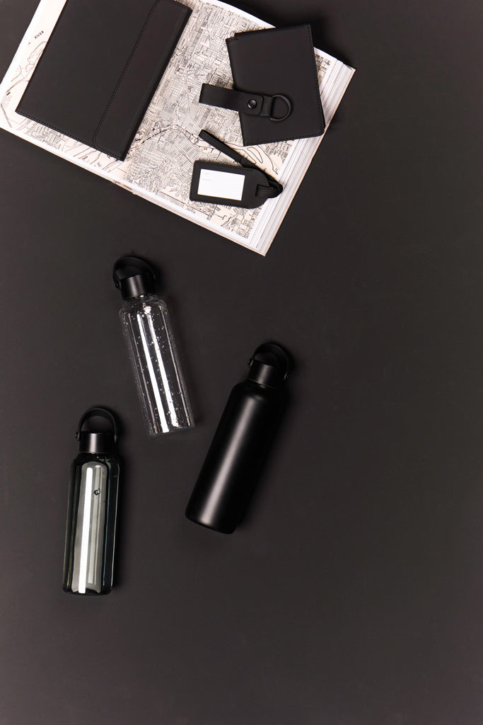 Load image into Gallery viewer, VINGA Baltimore RCS RPET bottle 550 ML - Custom Wood Designs
