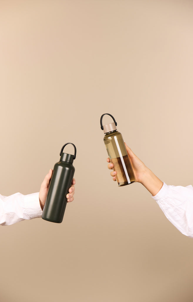 Load image into Gallery viewer, VINGA Baltimore RCS RPET bottle 550 ML - Custom Wood Designs
