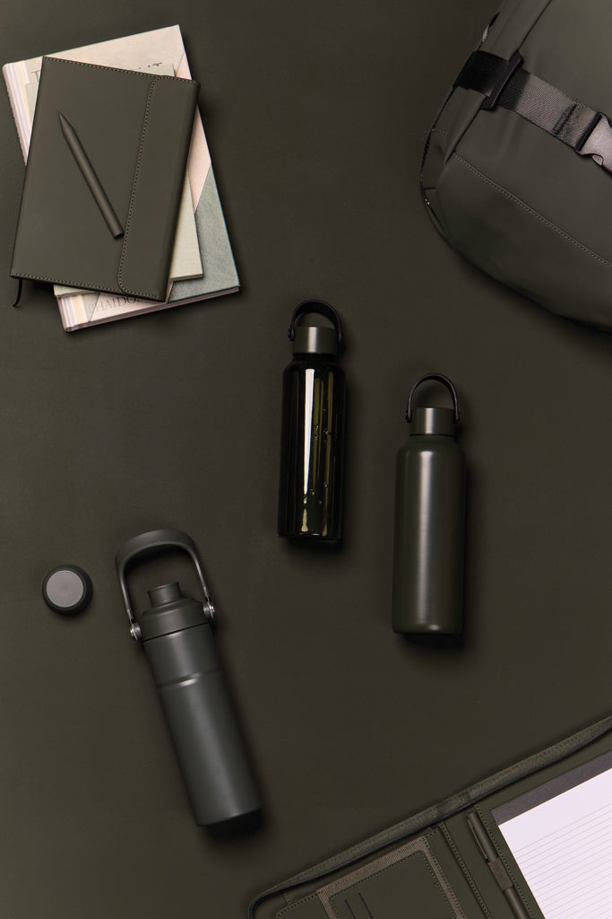 Load image into Gallery viewer, VINGA Baltimore RCS RPET bottle 550 ML - Custom Wood Designs
