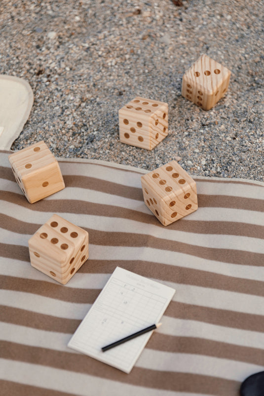 Outdoor yacht game - Custom Wood Designs