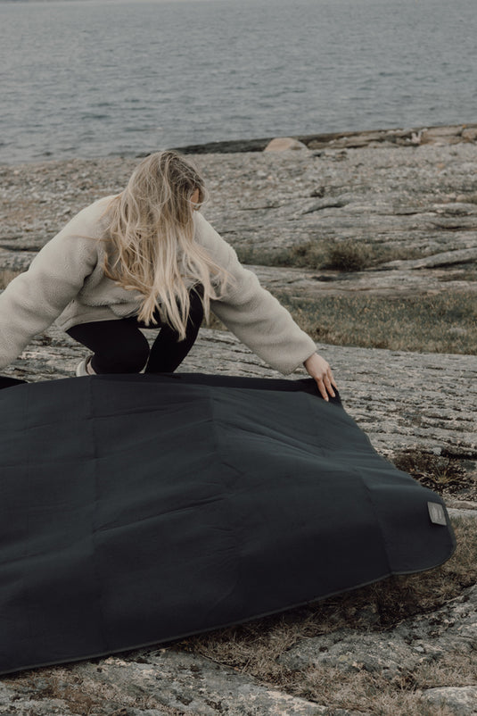 VINGA Baltimore RCS picnic blanket - Custom Wood Designs VINGA Baltimore RCS picnic blanket made from [material] –  [use_case] | Custom Wood Designs