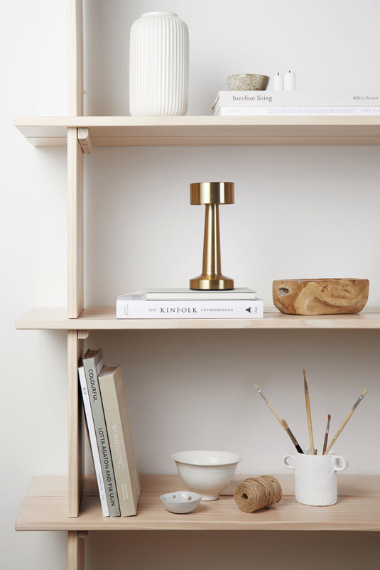 Maris RCS recycled ABS table lamp - Custom Wood Designs