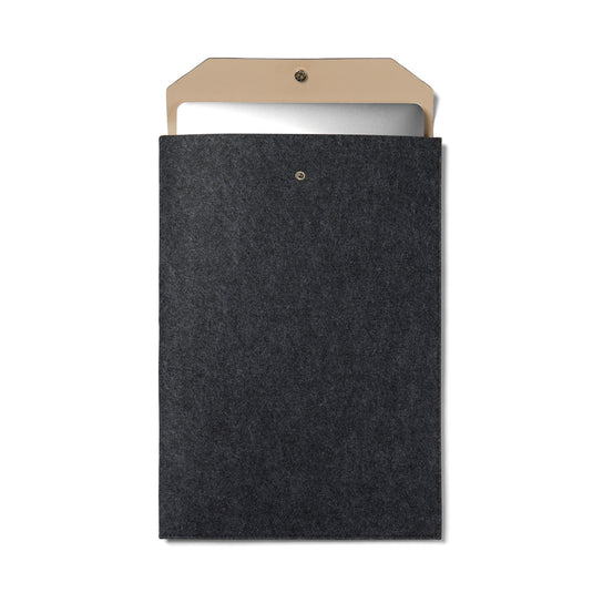 Albo GRS recycled felt 17" laptop sleeve - Custom Wood Designs