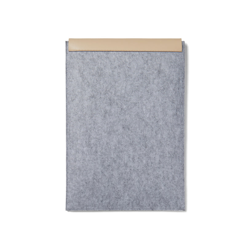 Load image into Gallery viewer, Albo GRS recycled felt 17&quot; laptop sleeve - Custom Wood Designs
