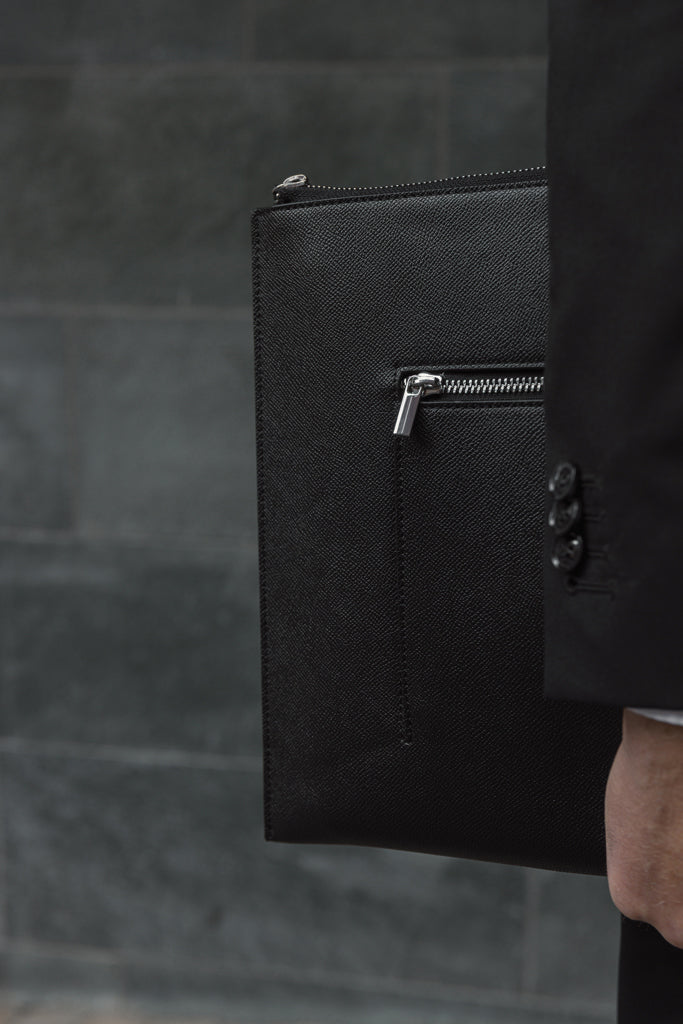 Load image into Gallery viewer, VINGA Bermond RCS 16&quot; laptop sleeve - Custom Wood Designs VINGA Bermond RCS 16&quot; laptop sleeve
