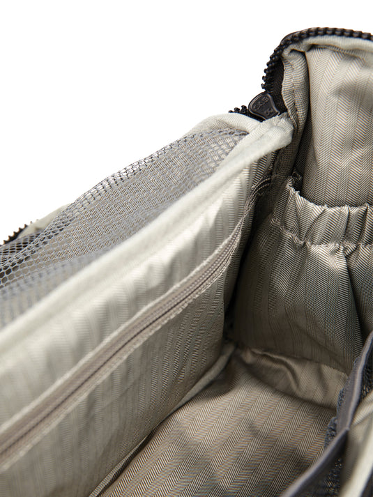 Baltimor travel toiletry bag - Custom Wood Designs