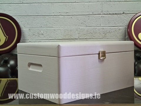 White Wood Box PHW4 33 X 25 X 15,5 cm Box Painted White pin bedroom deco box box with lid chest container gift room deco with lock wood wooden box-painted-white-default-title-white-wood-box-phw4-33-x-25-x-15-5-cm-53611810390359