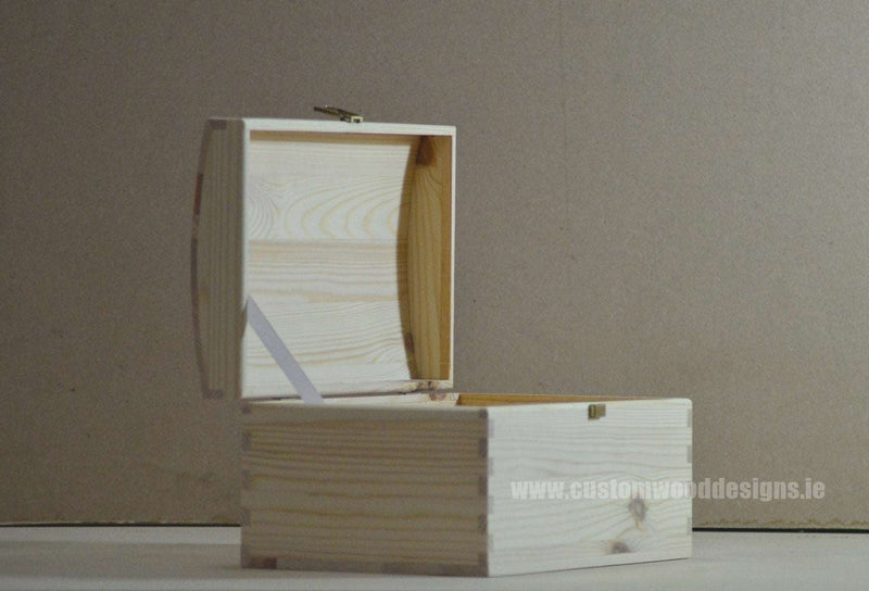 Load image into Gallery viewer, Pine Wood Chest CB3 29 X 19 X1 4,5 cm Chest Box pin bedroom deco box box with lid room deco wood wooden chest-box-unbranded-pine-wood-chest-cb3-29-x-19-x1-4-5-cm-53611777917271
