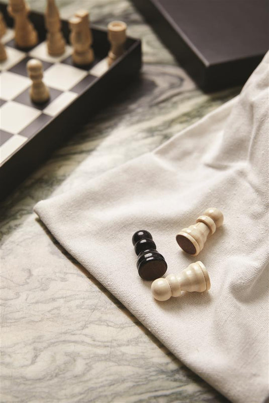 Chess game pack of 25 Custom Wood Designs __label: Multibuy customwooddesignsgamechess