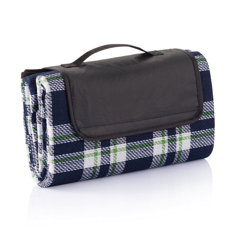 Load image into Gallery viewer, Tartan picnic blanket - Custom Wood Designs
