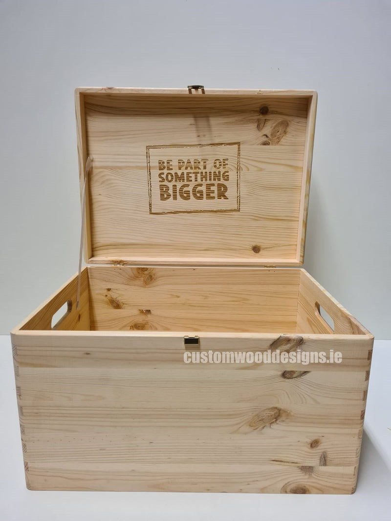 Load image into Gallery viewer, Pine Box MPB3 Custom Wood Designs __label: Upload Logo unbranded-pine-box-mpb3-53612306563415
