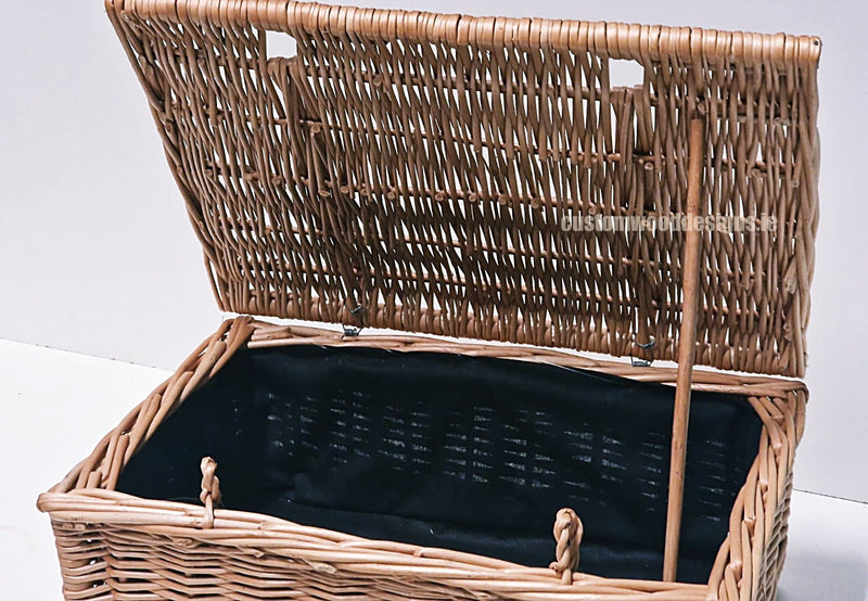 Load image into Gallery viewer, 10 x Wicker Hamper Basket 40 X 28 X 17cm Wicker Hamper Basket Custom Wood Designs Gifting basket hamper basket Retail display basket wicker basket wicker-hamper-basket-with-black-fabiric-interior-10-x-wicker-hamper-basket-40-x-28-x-17cm-52971842142551
